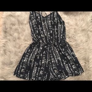 Romper 🌻 Navy Blue and White